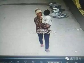 大妈吵架小孩吃瓜视频,围观小孩吃瓜成焦点