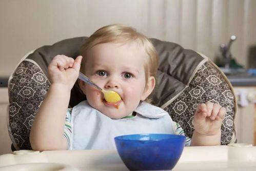 小孩吃瓜洗澡视频大全,宝宝吃瓜洗澡欢乐时光大盘点